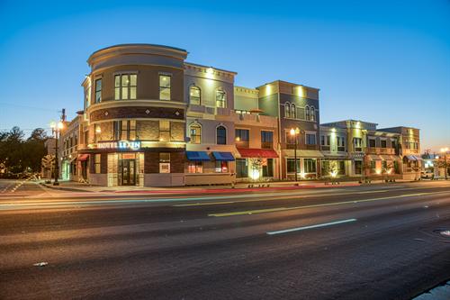 Hotel Lexen – Old Town Newhall