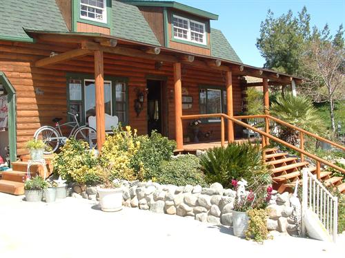 Costanza Home