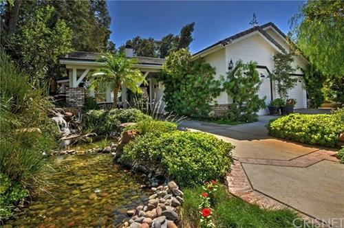 Single Level Family Home