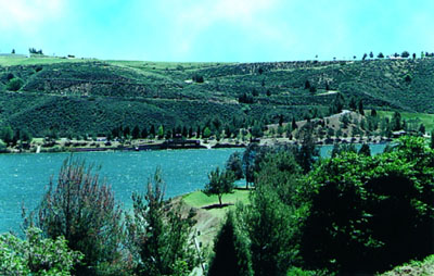 Castaic Lake