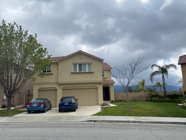 2 Story family home hill top view of train, Canyon Country and freeway