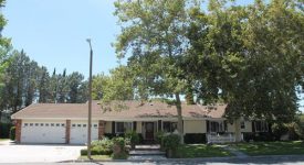 Acre Nestles a Traditional, Valencia, Custom Ranch Acre Nestles a Traditional, Valencia, Custom Ranch