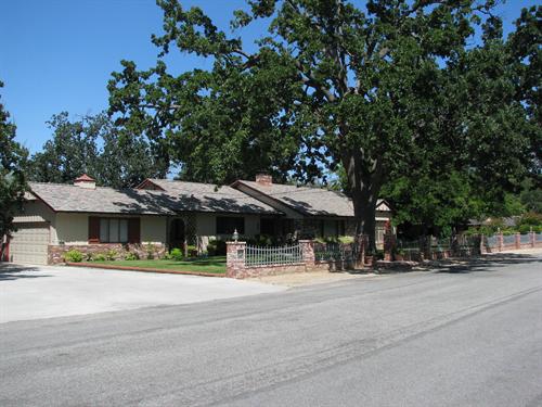 Moir Residence