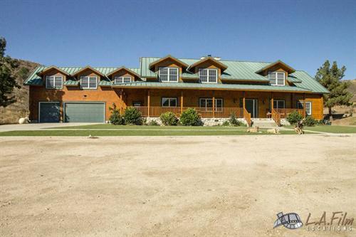 LAFL – Cabin House