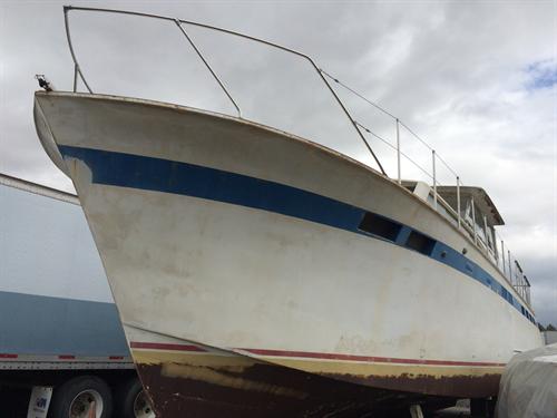 Yacht / Boat. 1967 Chris-Craft “Summer Set”