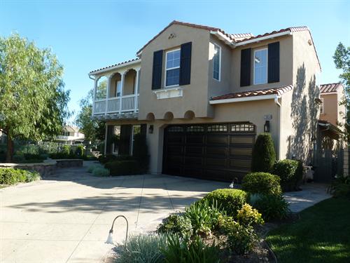 Bridgeport Lakeside Home